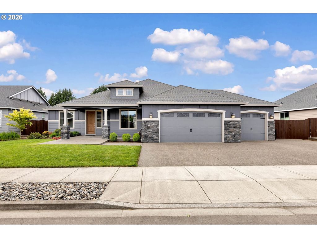 8112 Ne 182ND Pl, Vancouver, WA 98682