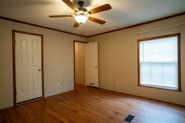 15235 Us 11, Trenton, GA 30752