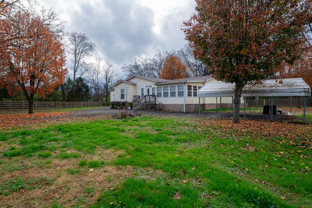 15235 Us 11, Trenton, GA 30752