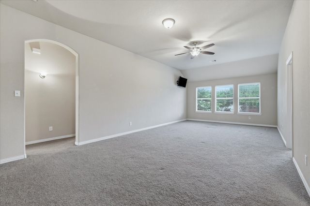 1905 Fountain Meadows Drive, Euless, TX 76039