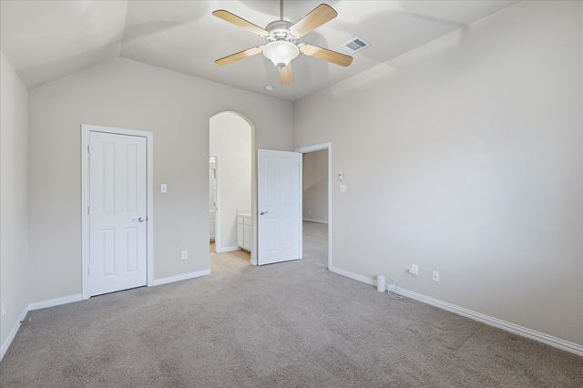 1905 Fountain Meadows Drive, Euless, TX 76039