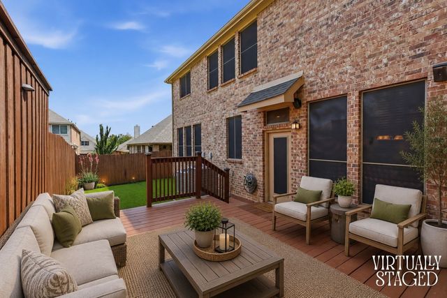 1905 Fountain Meadows Drive, Euless, TX 76039