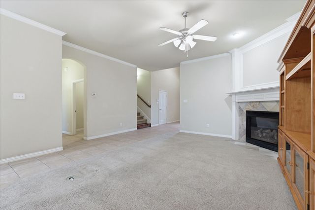 1905 Fountain Meadows Drive, Euless, TX 76039