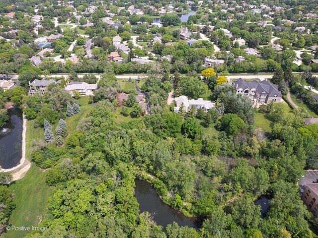 2525 W 35th Street, Oak Brook, IL 60523