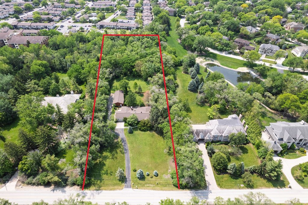 2525 W 35th Street, Oak Brook, IL 60523
