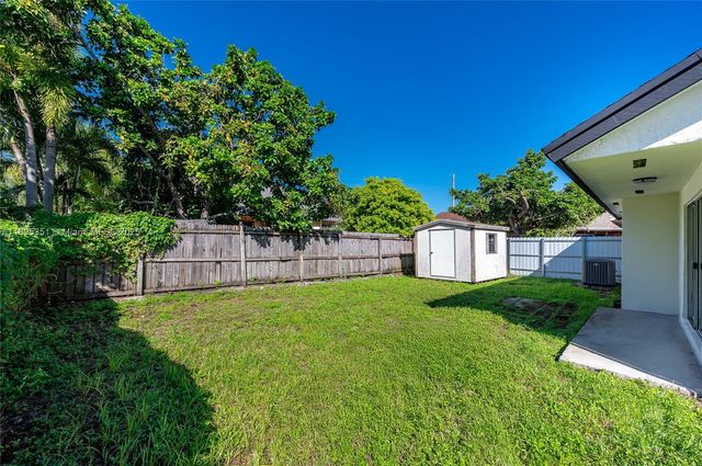 29790 SW 161st Ct, Homestead, FL 33033