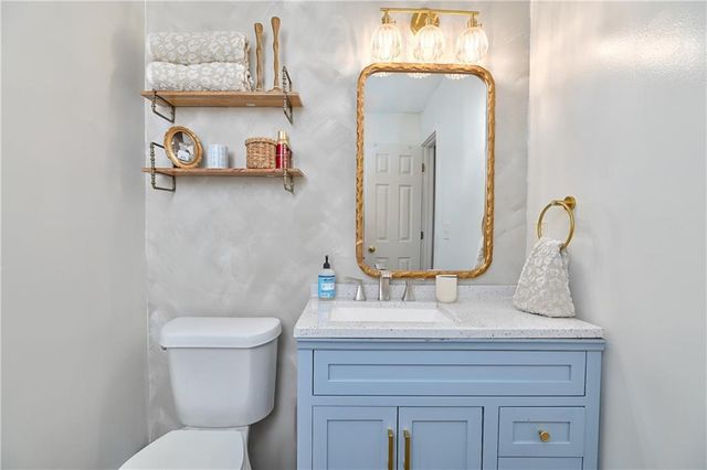 8006 S Church Road, Pleasant Valley, MO 64068