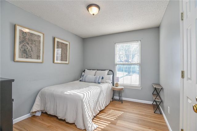 8006 S Church Road, Pleasant Valley, MO 64068