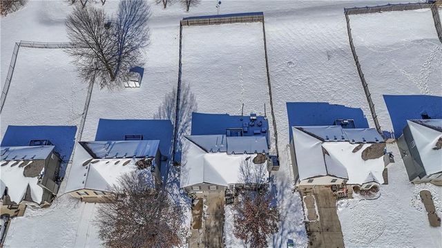 8006 S Church Road, Pleasant Valley, MO 64068