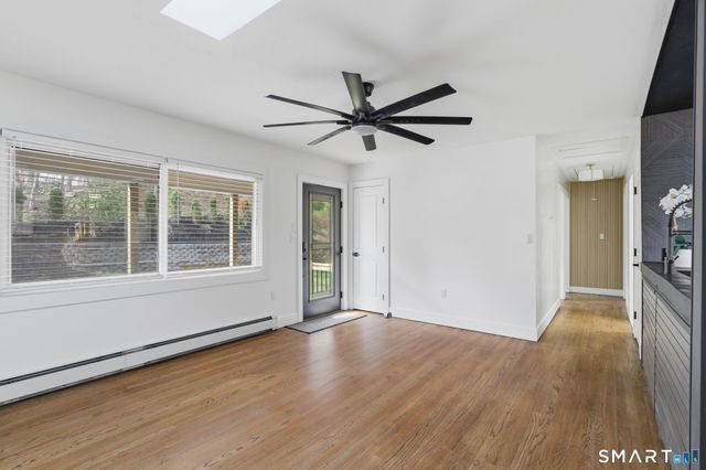16 Beverly Road, East Lyme, CT 06357