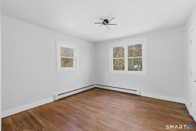 16 Beverly Road, East Lyme, CT 06357