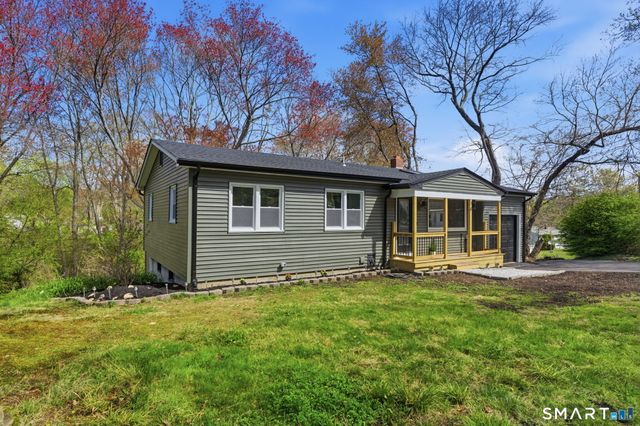 16 Beverly Road, East Lyme, CT 06357