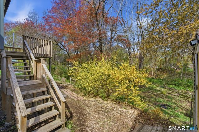 16 Beverly Road, East Lyme, CT 06357