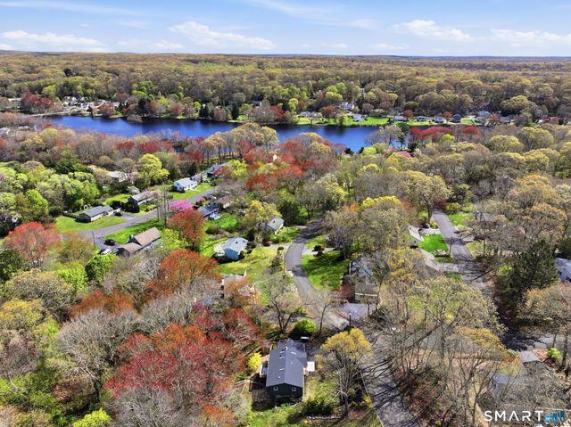 16 Beverly Road, East Lyme, CT 06357