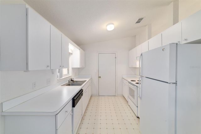 10029 SW 62ND CIRCLE, Ocala, FL 34476