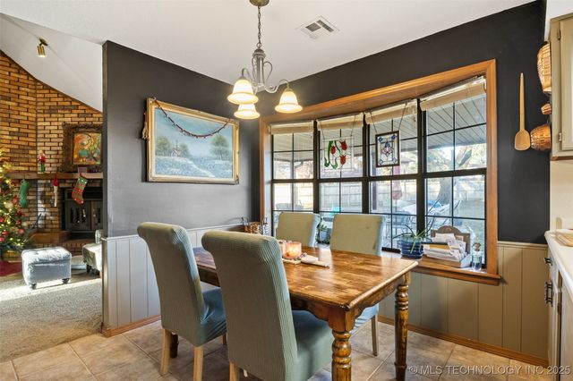 9706 N 112th Avenue E, Owasso, OK 74055