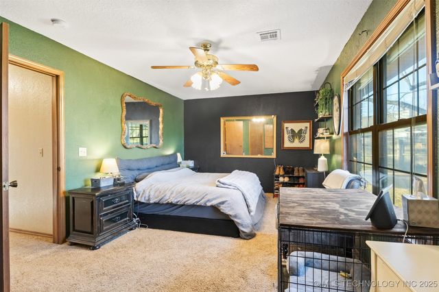 9706 N 112th Avenue E, Owasso, OK 74055