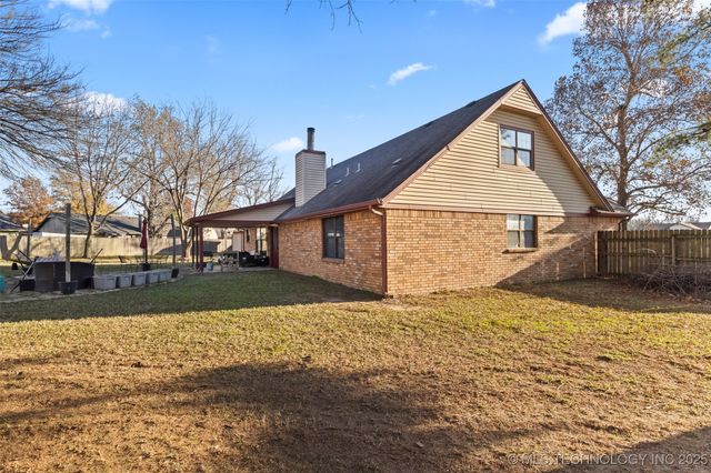 9706 N 112th Avenue E, Owasso, OK 74055