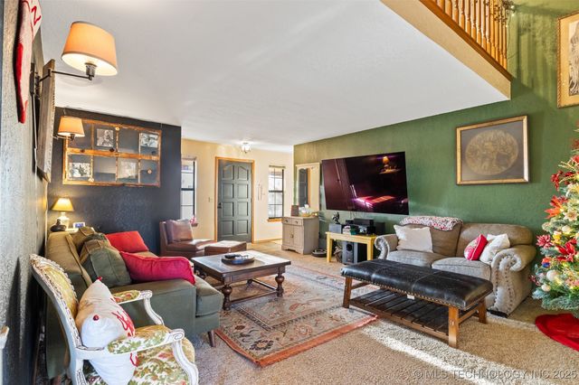 9706 N 112th Avenue E, Owasso, OK 74055