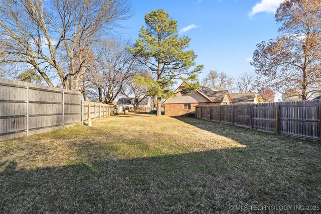 9706 N 112th Avenue E, Owasso, OK 74055