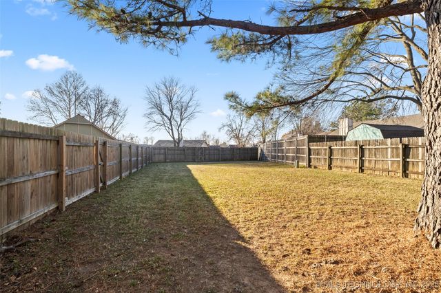 9706 N 112th Avenue E, Owasso, OK 74055