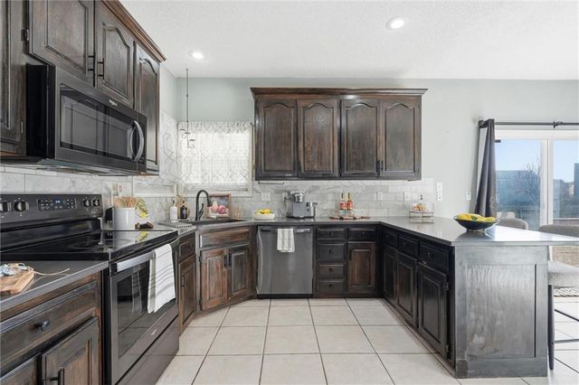 16345 S Warwick Street, Olathe, KS 66062