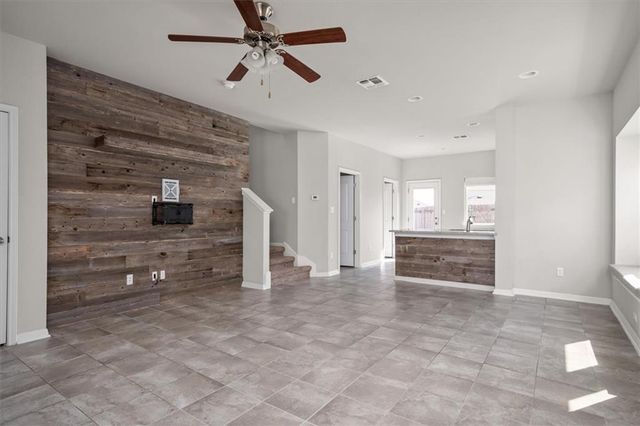 215 Friendship Oak DR, San Marcos, TX 78666