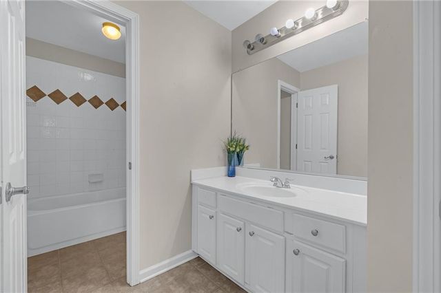 4716 Fountainwood Drive, Powder Springs, GA 30127