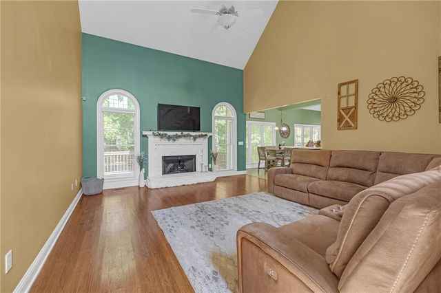 4716 Fountainwood Drive, Powder Springs, GA 30127