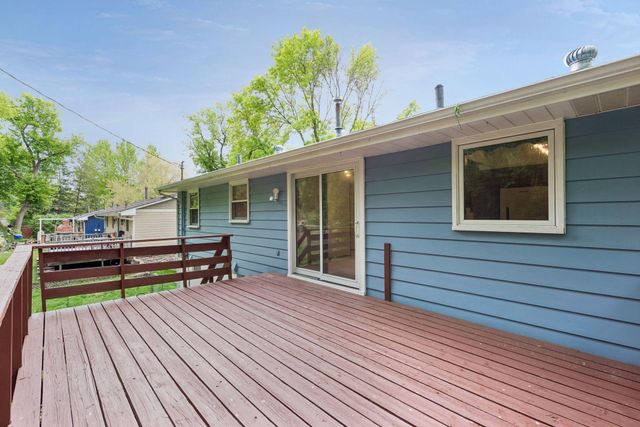 2460 Kewanee Way, Golden Valley, MN 55422