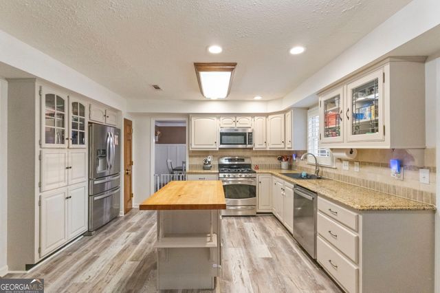 160 Old Field Road, Sharpsburg, GA 30277