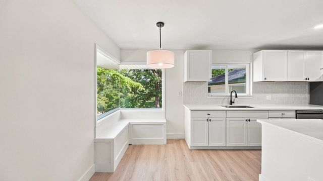 410 Paragon Drive, Chattanooga, TN 37415