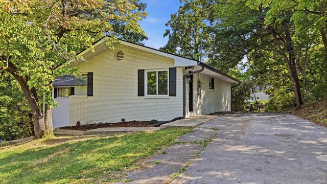 410 Paragon Drive, Chattanooga, TN 37415