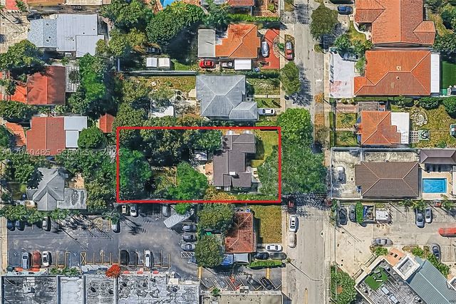 21 SW 59th Ave, Miami, FL 33144