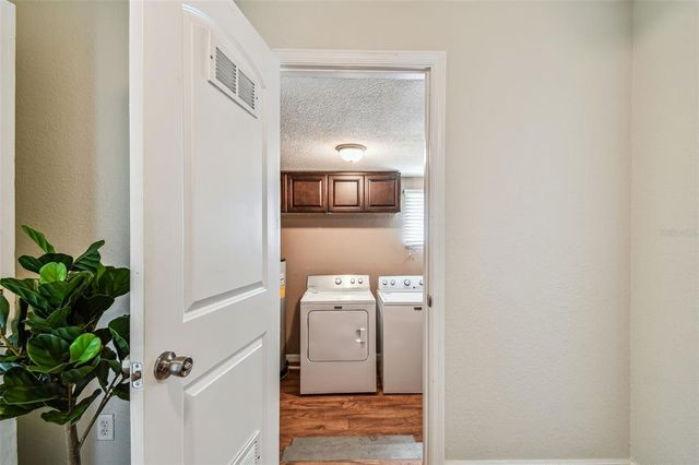 1678 27TH AVENUE N, St Petersburg, FL 33713