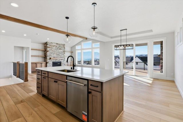 17526 E 12th Ave, Spokane Valley, WA 99016