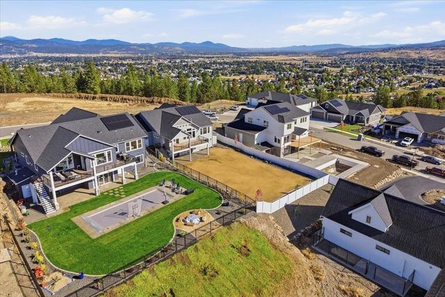 17526 E 12th Ave, Spokane Valley, WA 99016