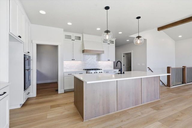 17526 E 12th Ave, Spokane Valley, WA 99016