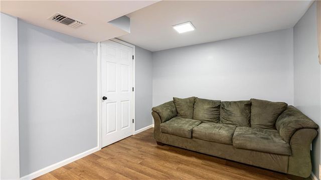 16600 E 29th Terrace S, Independence, MO 64055