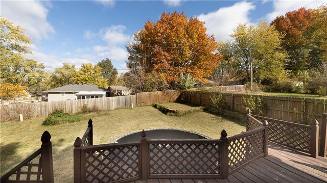 16600 E 29th Terrace S, Independence, MO 64055