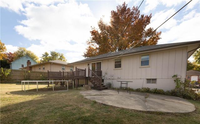 16600 E 29th Terrace S, Independence, MO 64055
