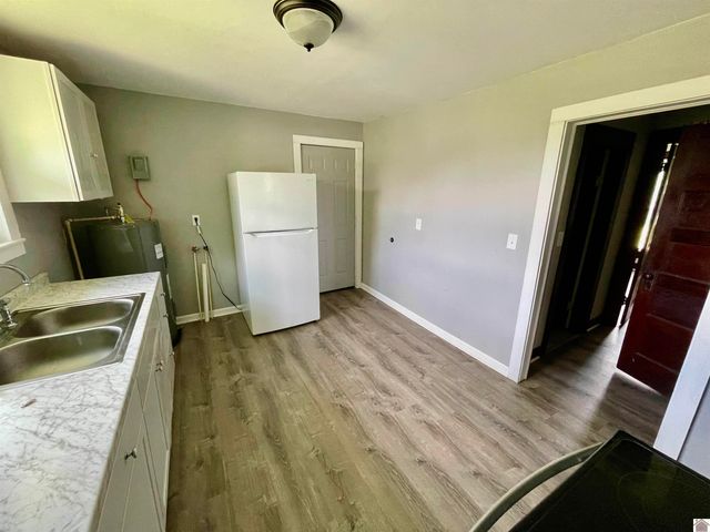 426 S 11th Street, Mayfield, KY 42066