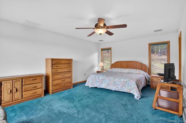 963 Mountain Road, Port Jervis, NY 12771