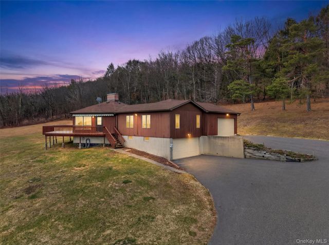 963 Mountain Road, Port Jervis, NY 12771