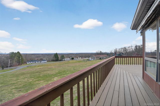 963 Mountain Road, Port Jervis, NY 12771