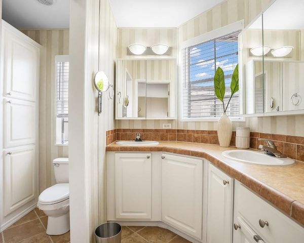 1911 SW 87th Terrace, Davie, FL 33324