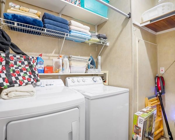 1911 SW 87th Terrace, Davie, FL 33324