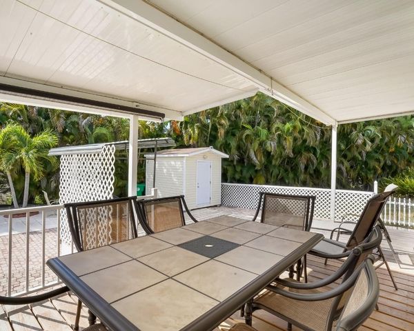 1911 SW 87th Terrace, Davie, FL 33324