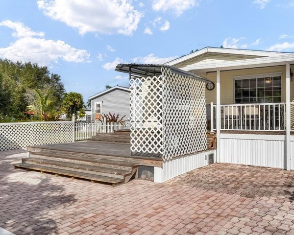 1911 SW 87th Terrace, Davie, FL 33324