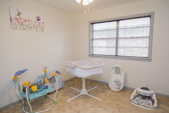 1311 Holiday Drive, Plainview, TX 79072